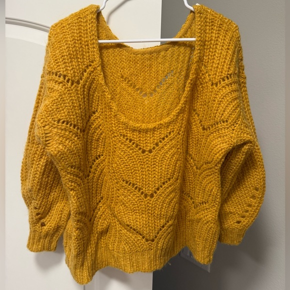 Sezane Simone Jumper in Yellow - Picture 4 of 7